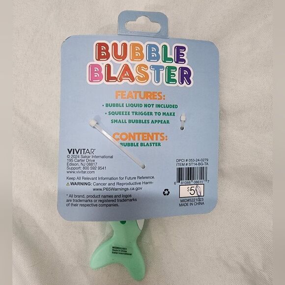 Lot of two kid's spring summer shark bubble gun and Light Brite mini mosaic set - Picture 3 of 5